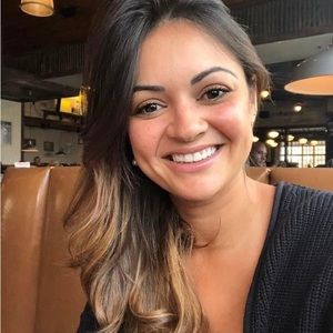 Meet your Posher, Beatriz